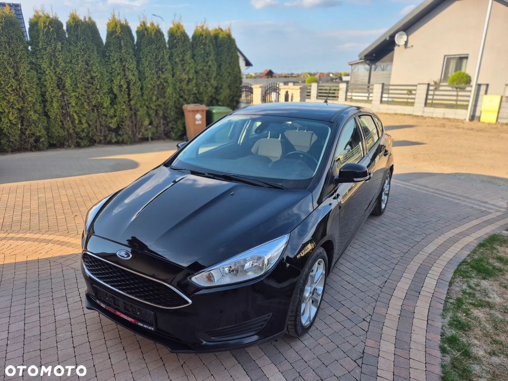 Ford Focus 1.6 Ambiente - 3