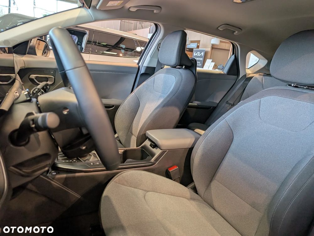 Kia K4 1.6 T-GDI M - 10