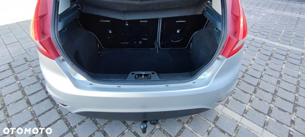 Ford Fiesta 1.6 TDCi DPF Gold X (SVP) - 9