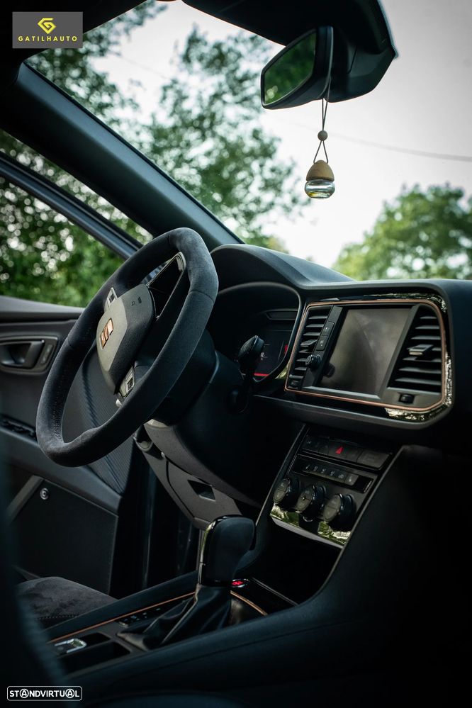 SEAT Leon ST 2.0 TSI S&S 4Drive DSG Cupra 300 Edition Carbon - 21