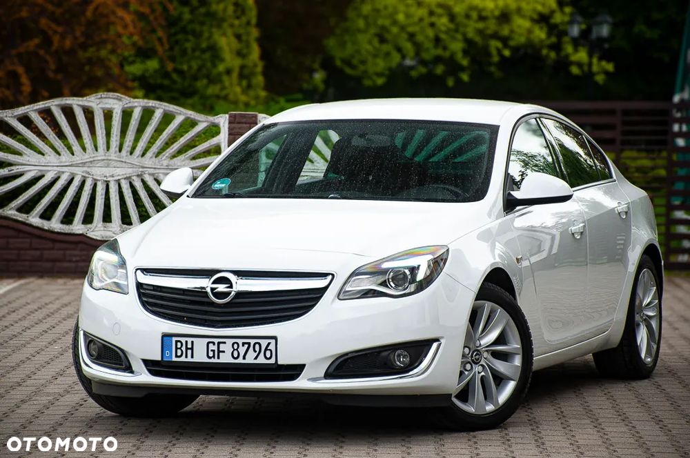 Opel Insignia 1.4 T Cosmo S&S - 12