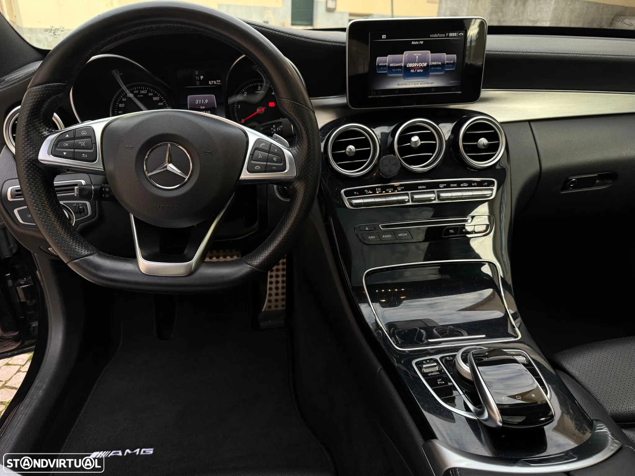 Mercedes-Benz C 300 BlueTEC Hybrid AMG Line - 6
