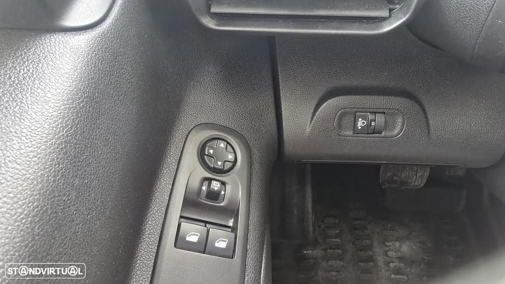 Citroën Berlingo CX.AUT. 8V. 3 LUGARES C/GPS 130 CV - 11