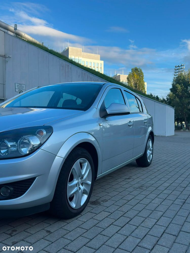 Opel Astra 1.6 - 2
