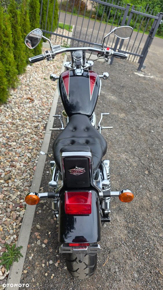 Suzuki Intruder - 21
