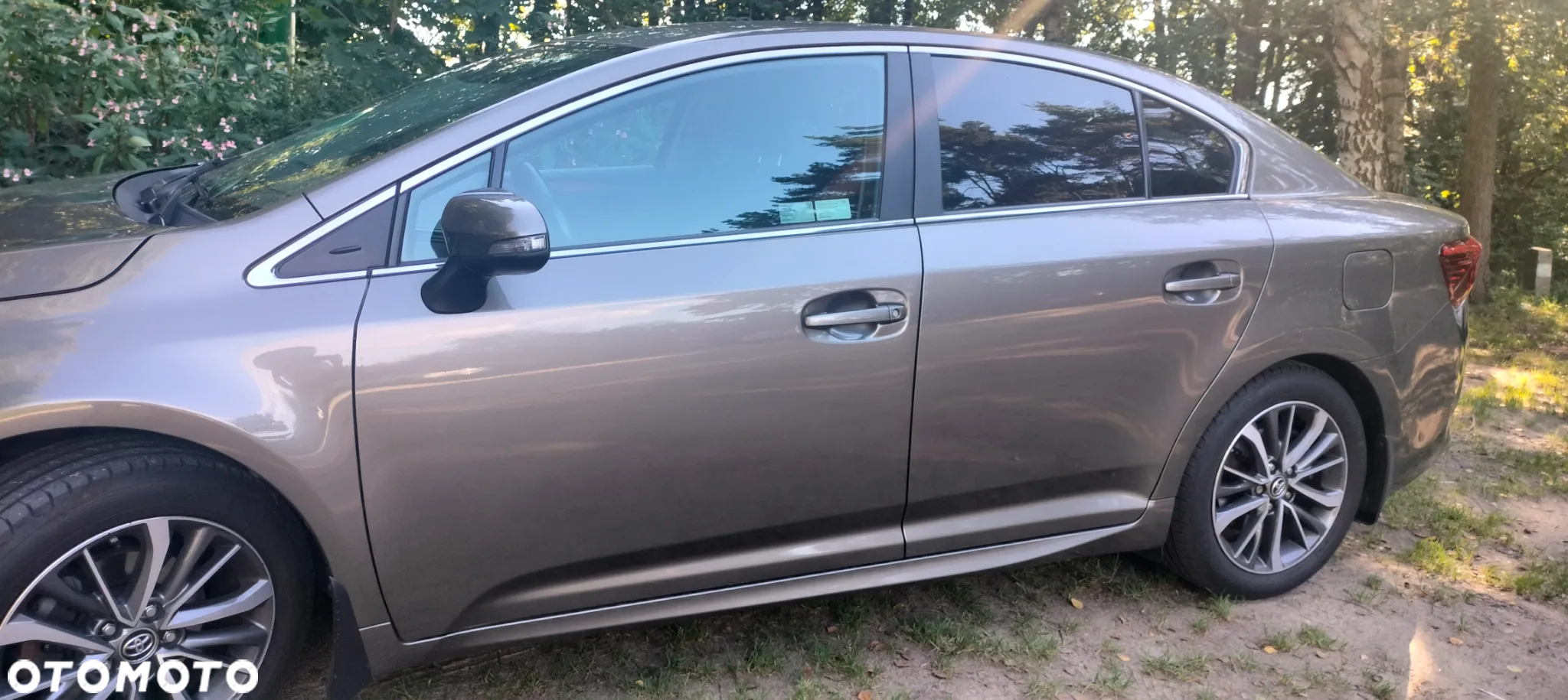 Toyota Avensis - 2