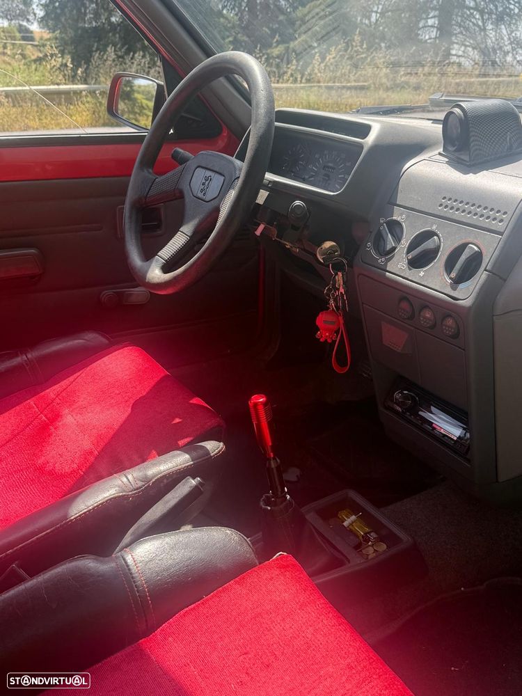Peugeot 205 - 9