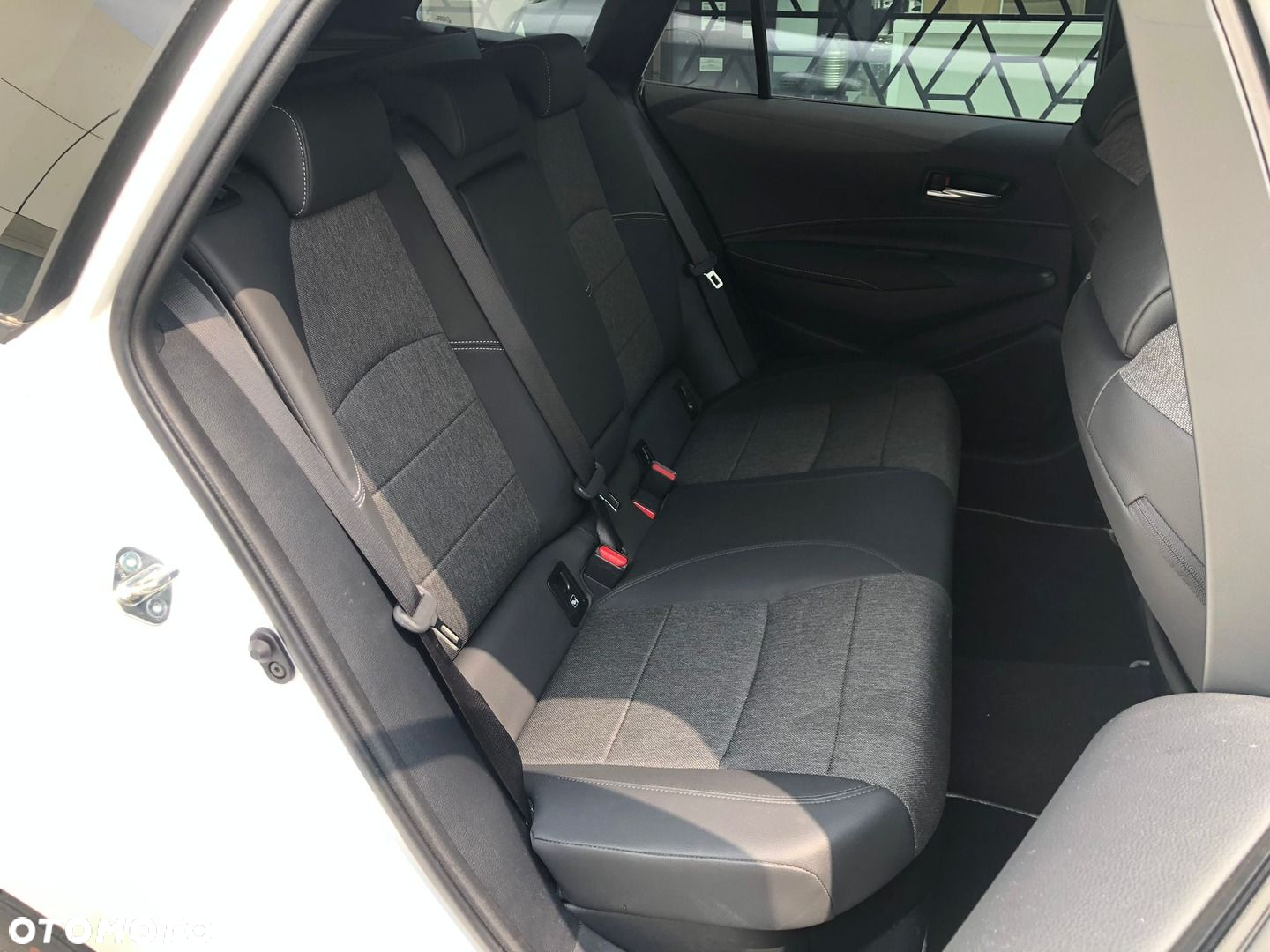 Toyota Corolla - 27