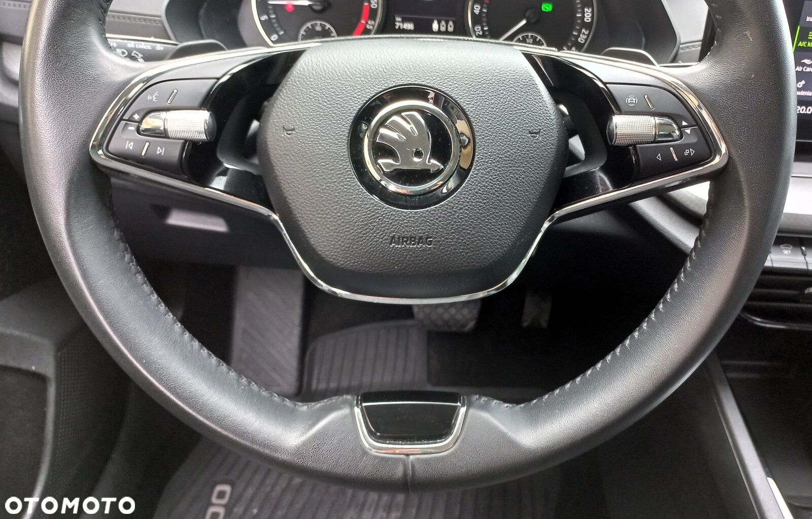 Skoda Octavia 2.0 TDI Ambition DSG - 20