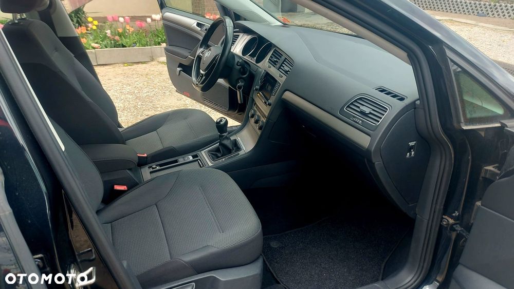 Volkswagen Golf 1.2 TSI BlueMotion Technology Cup - 23