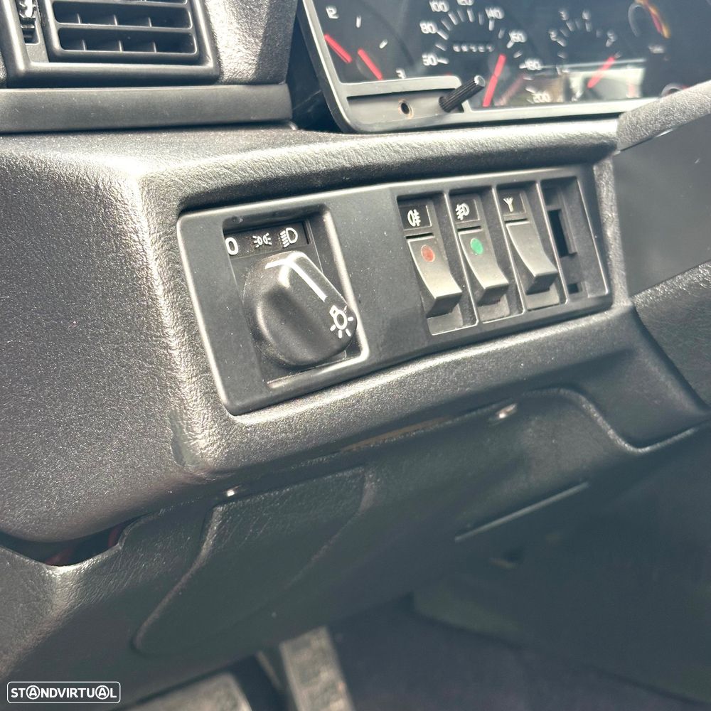 Volvo 740 - 40