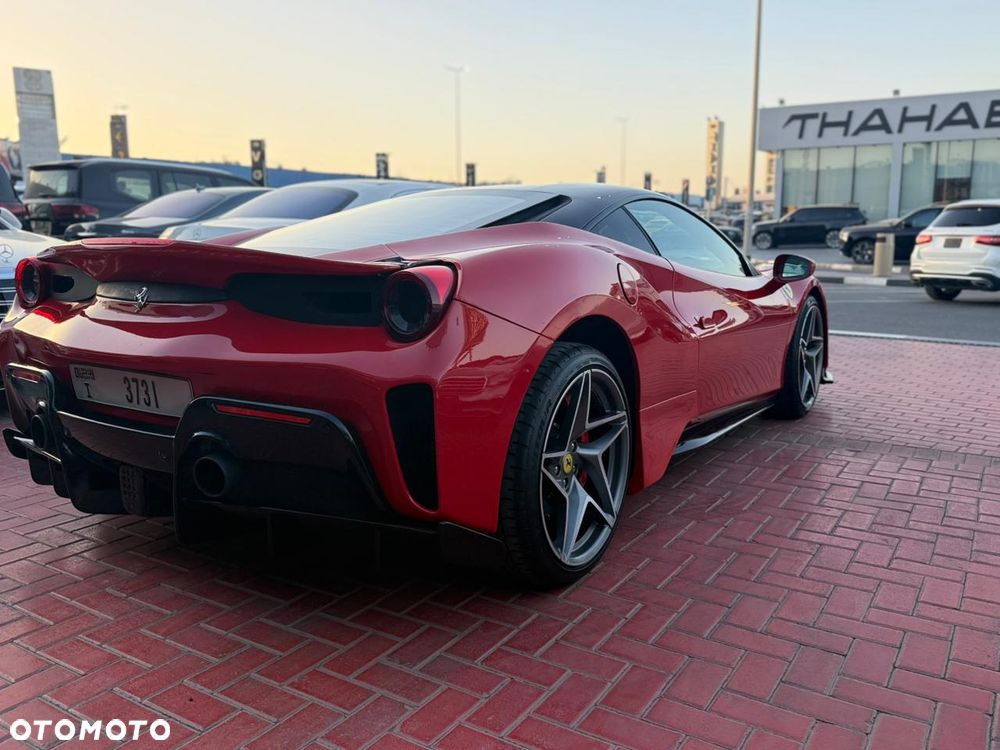 Ferrari 488 - 35