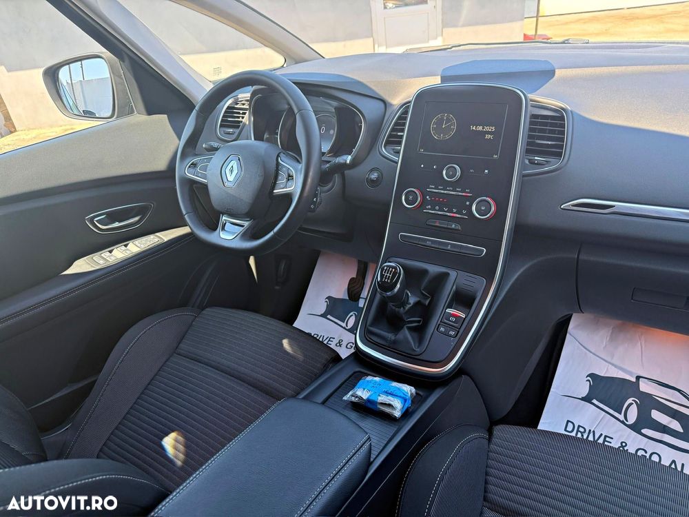Renault Grand Scenic BLUE dCi 120 BUSINESS EDITION - 13
