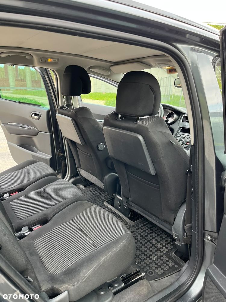 Peugeot 5008 1.6 HDi Premium - 18