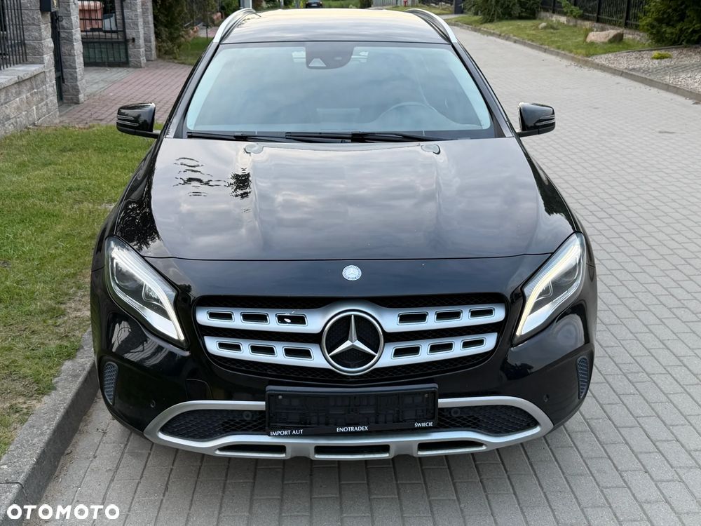 Mercedes-Benz GLA 180 (CDI) d Urban - 20
