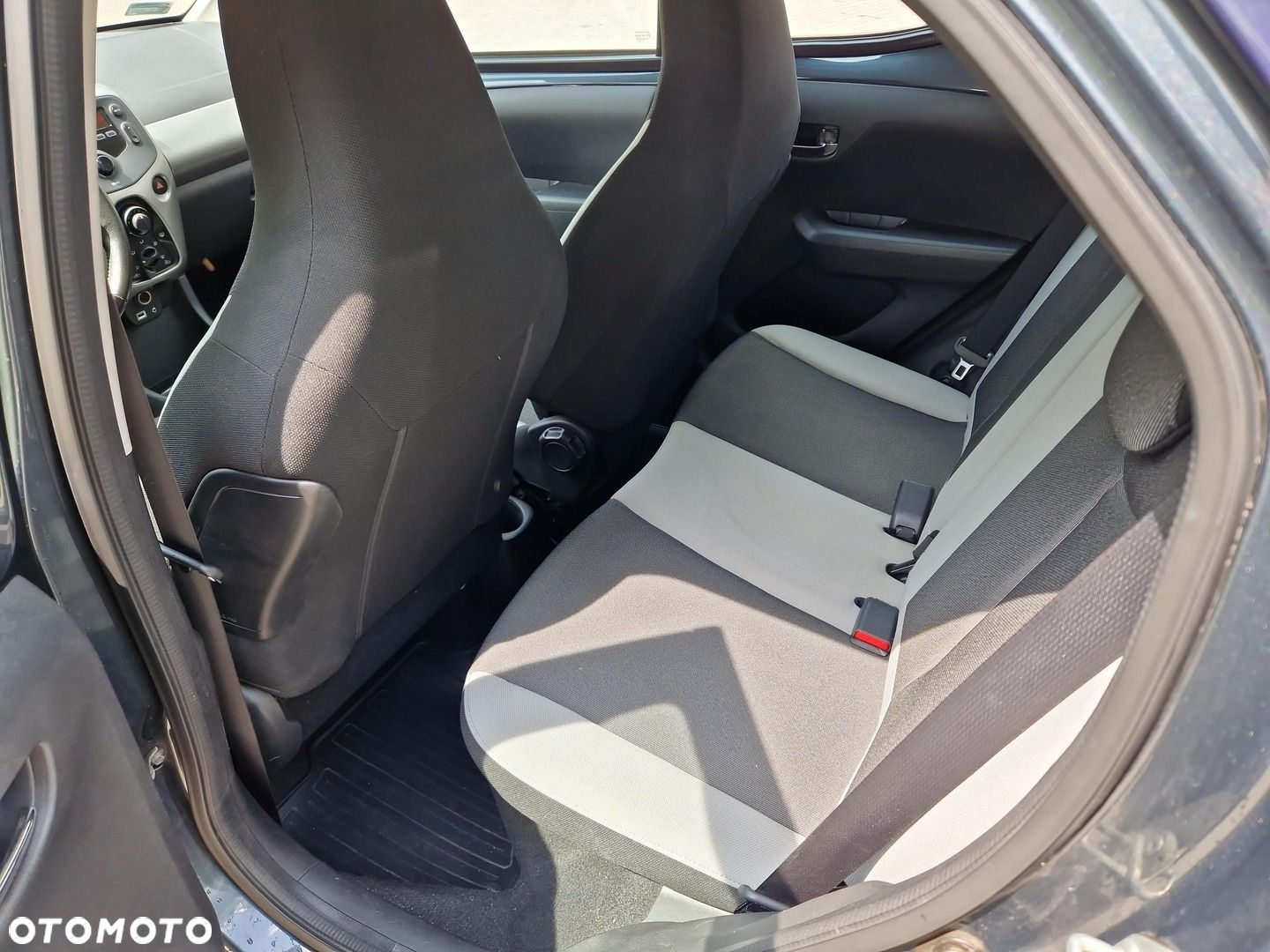 Toyota Aygo - 10