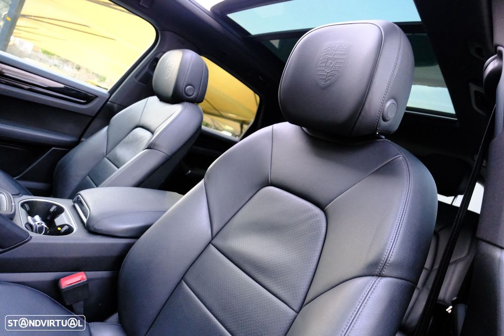 Porsche Cayenne E-Hybrid - 9