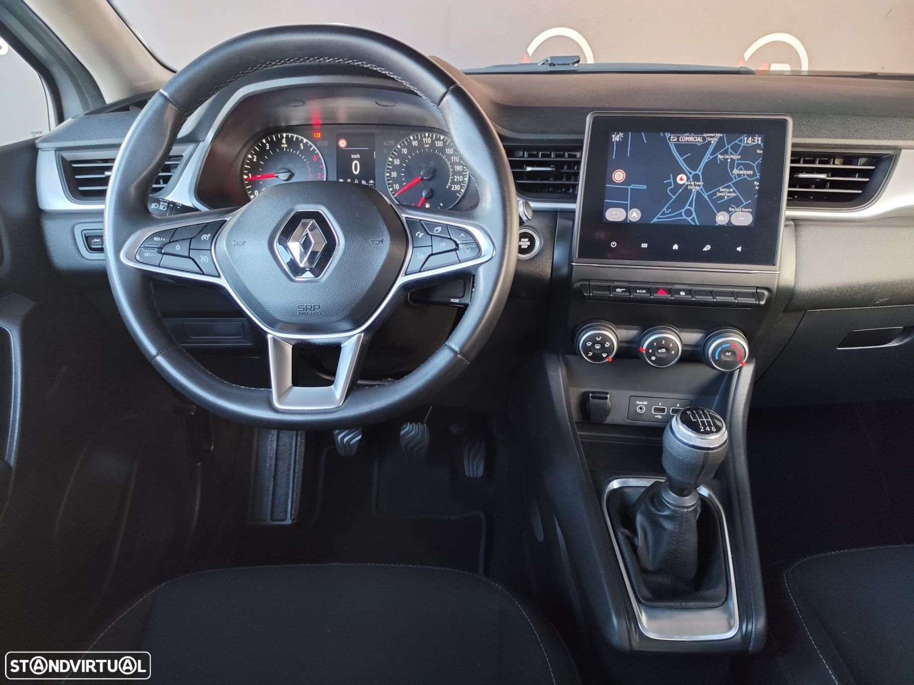Renault Captur - 13