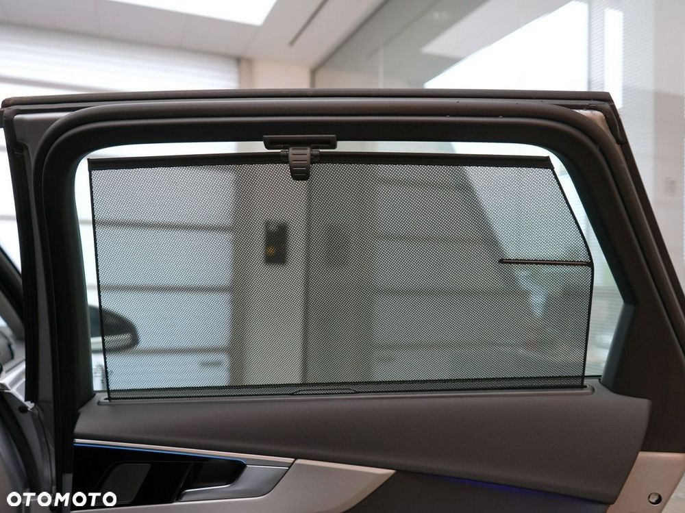 Audi A4 Allroad - 32
