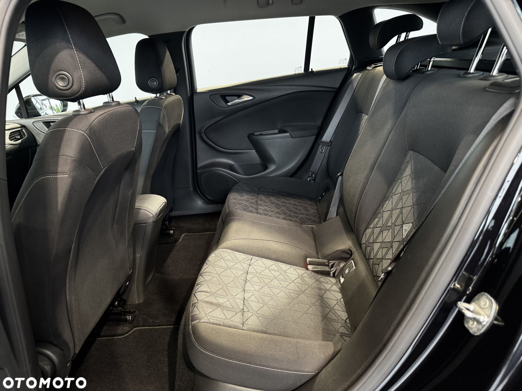 Opel Astra - 14