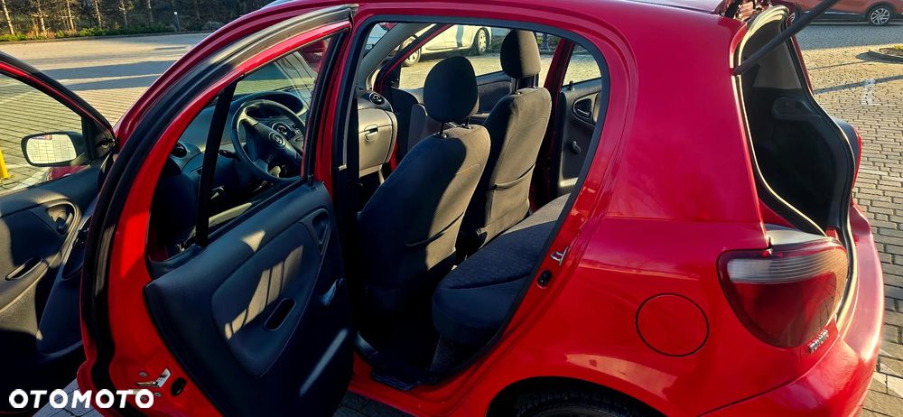 Toyota Yaris 1.0 Base - 14