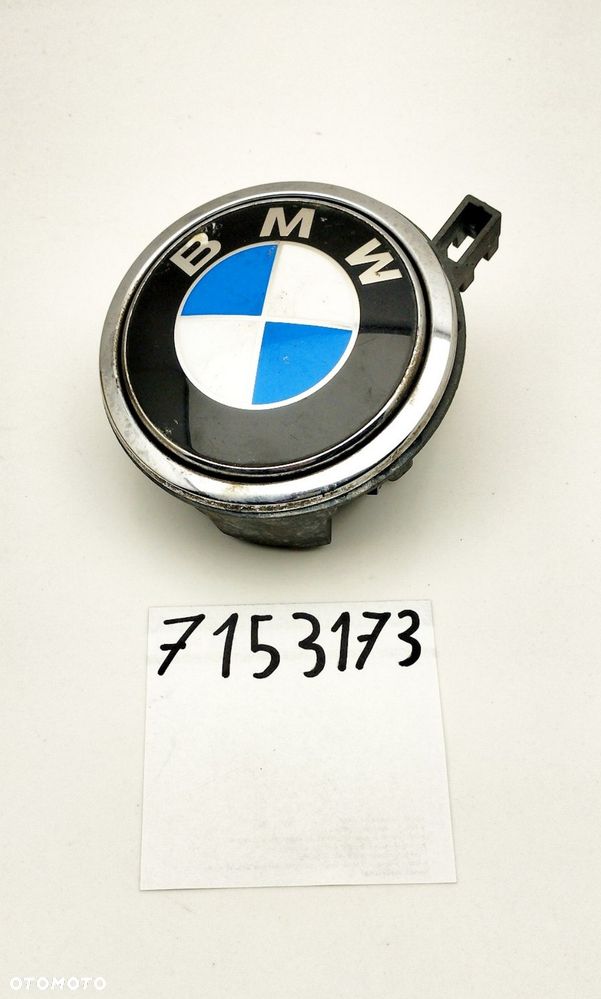 7270728,7248535,724853515,7153173,ZNACZEK, EMBLEMAT, KLAMKA TYLNEJ KLAPY BAGAŻNIKA BMW 1 E81, E87 - 12