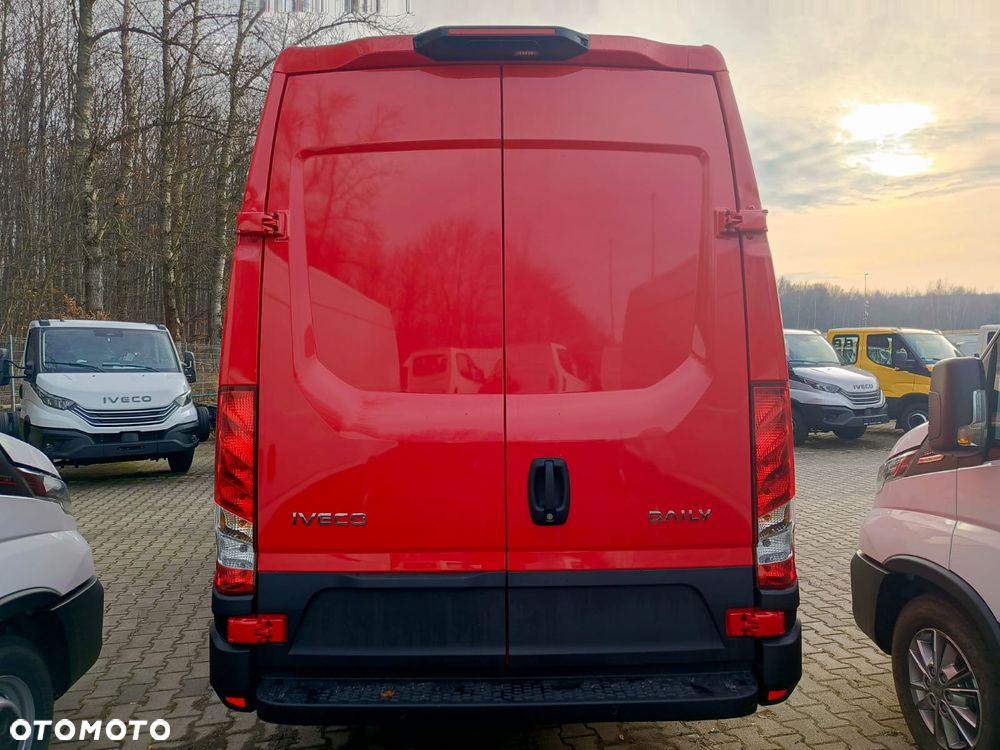 Iveco Daily / Pewny partner w biznesie ! - 15