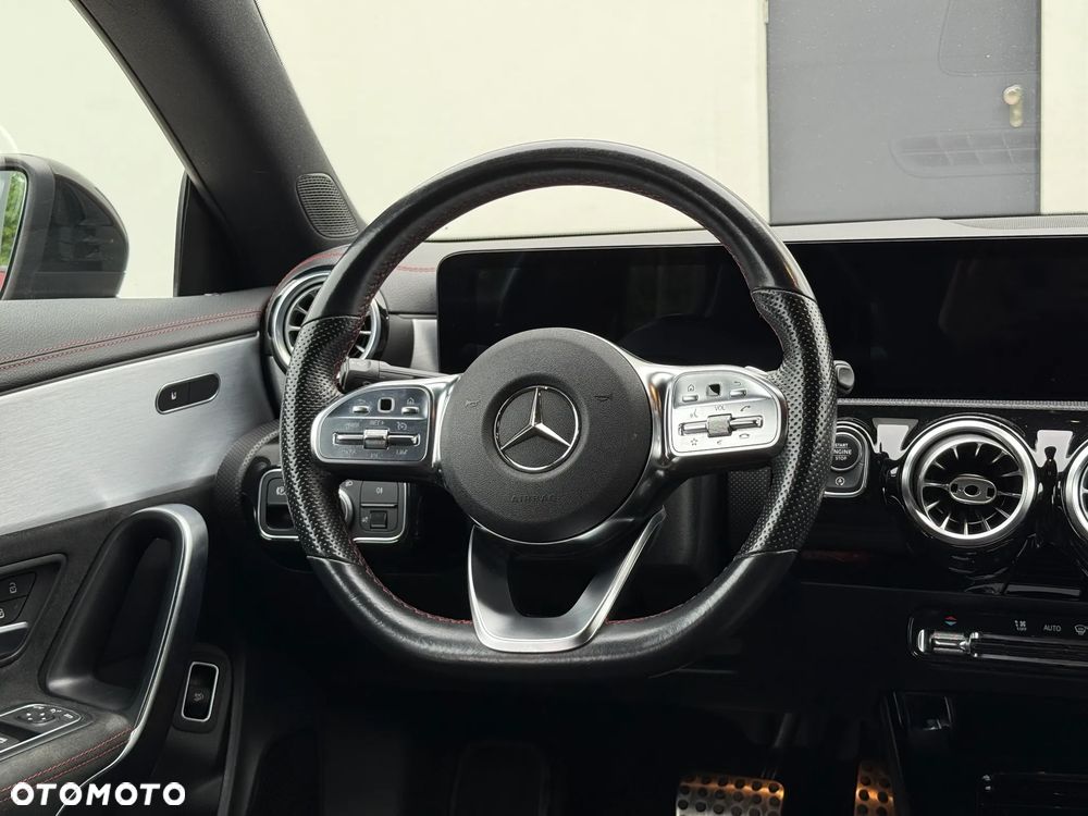 Mercedes-Benz CLA - 27