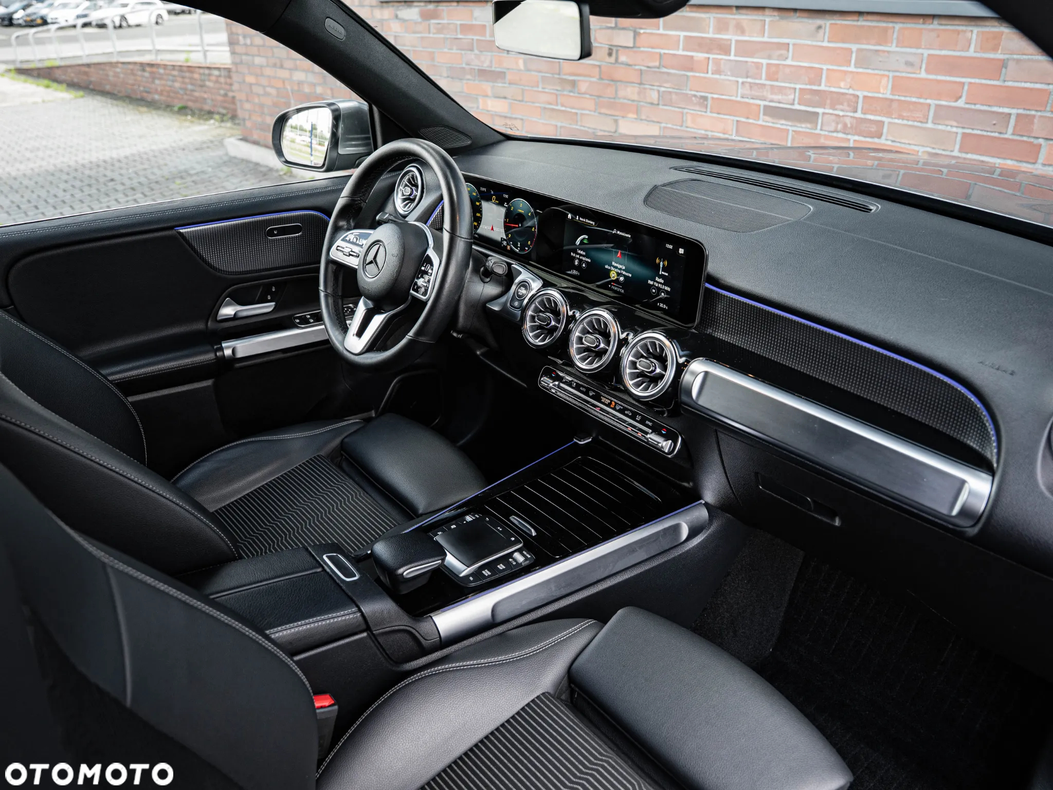 Mercedes-Benz GLB 200 d 8G-DCT Progressive Advanced - 24