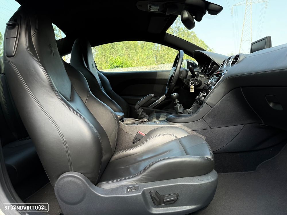 Peugeot RCZ 1.6 THP - 11