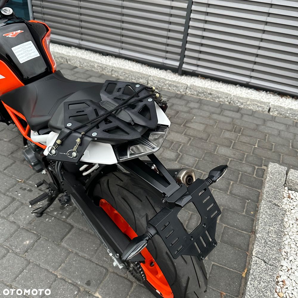 KTM Duke - 17