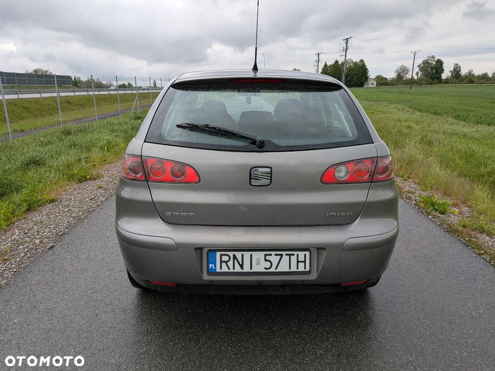 Seat Ibiza 1.4 16V Reference - 5
