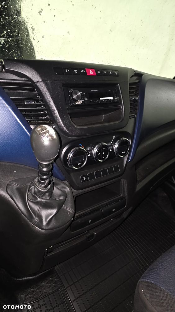 Iveco Daily 50C18 10palet DMC 3,5t - 19