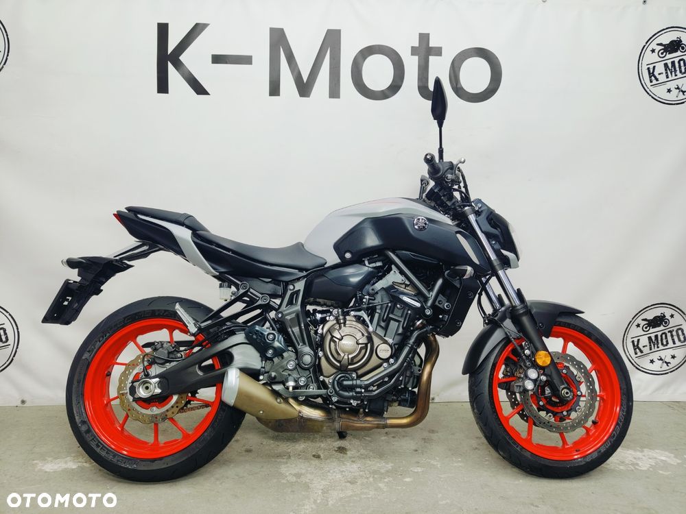 Yamaha MT - 1
