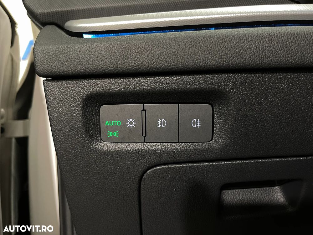 Skoda Octavia 2.0 TDI DSG Ambition - 21
