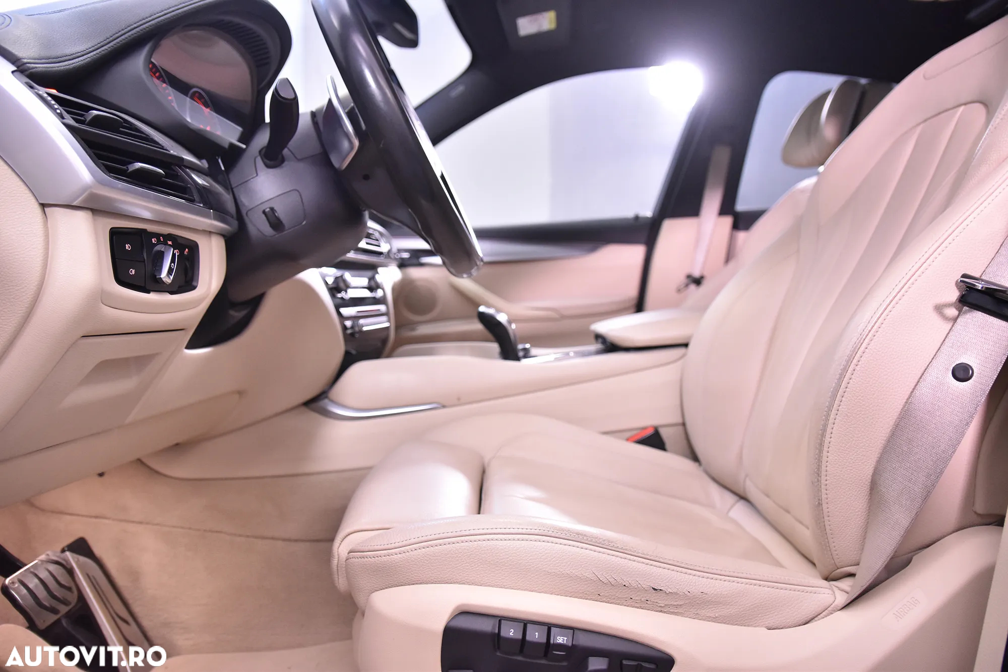 BMW X6 - 24
