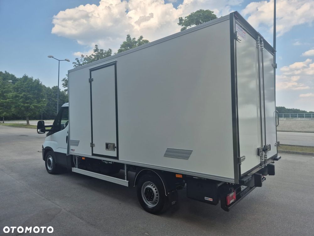 Iveco Daily - 10