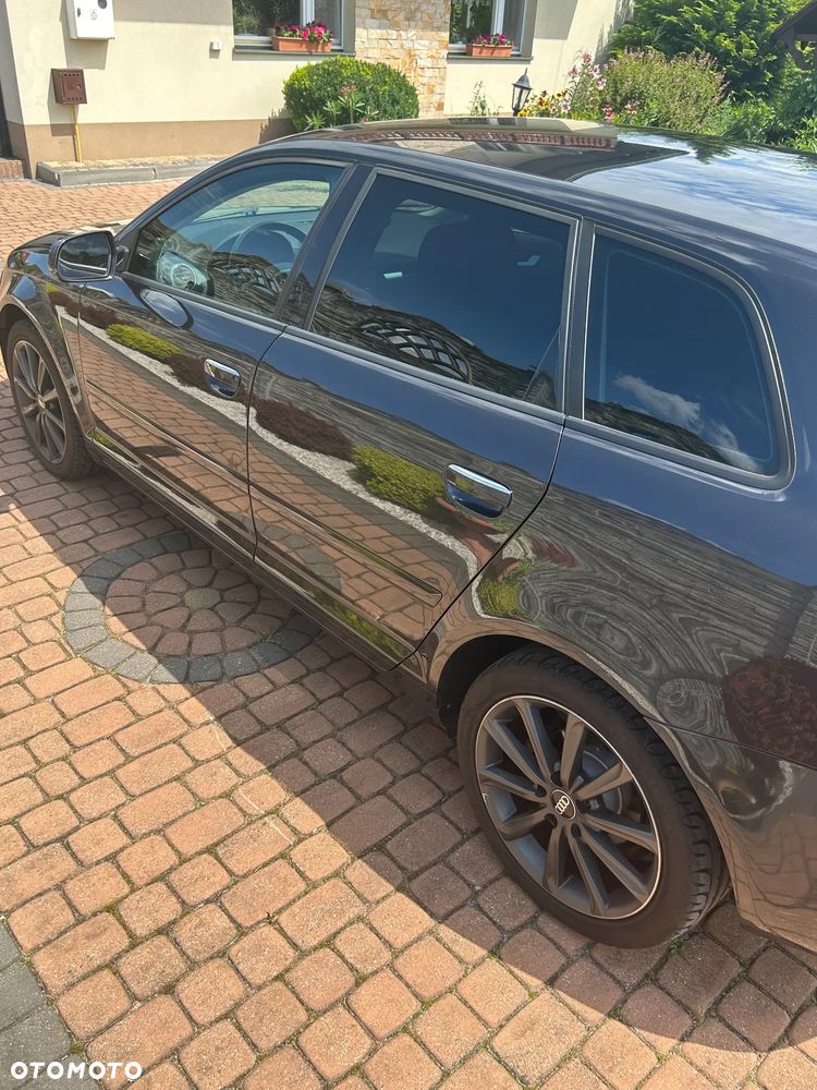 Audi A3 Sportback 2.0 TDI DPF Ambiente - 6