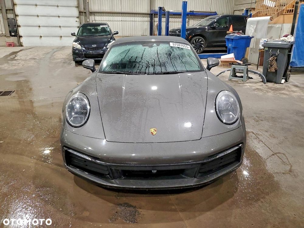 Porsche 911 Carrera PDK - 6
