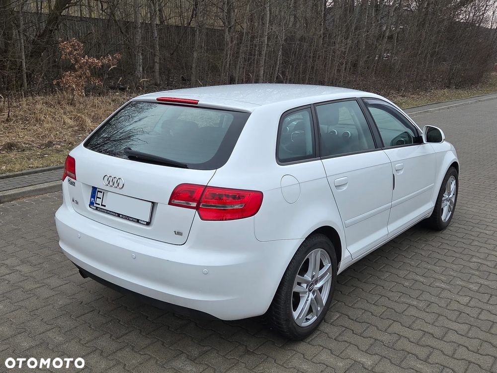 Audi A3 Sportback 1.6 Attraction - 5