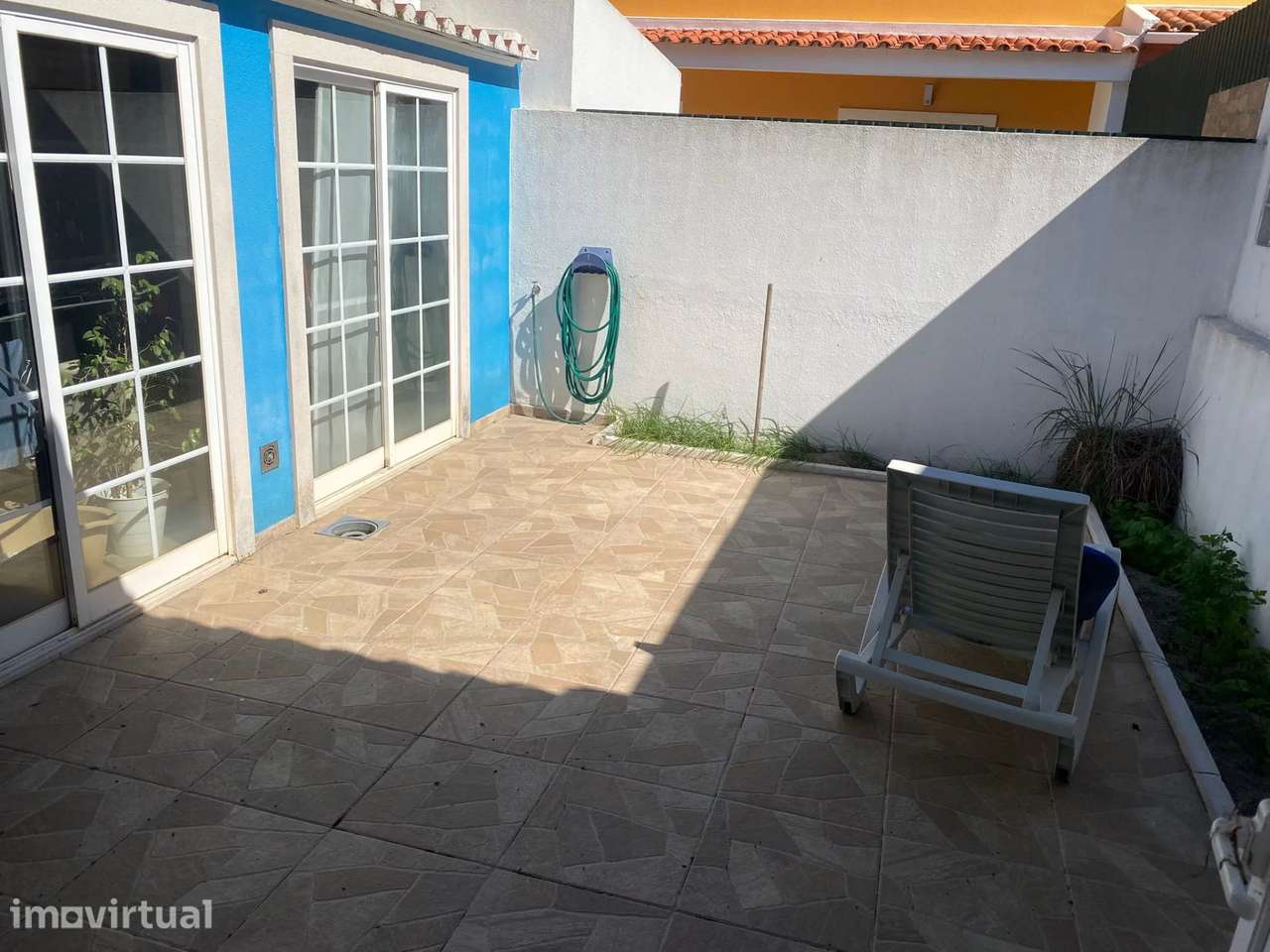 Moradia Geminada T3 em Sarilhos Pequenos - Grande imagem: 2/18