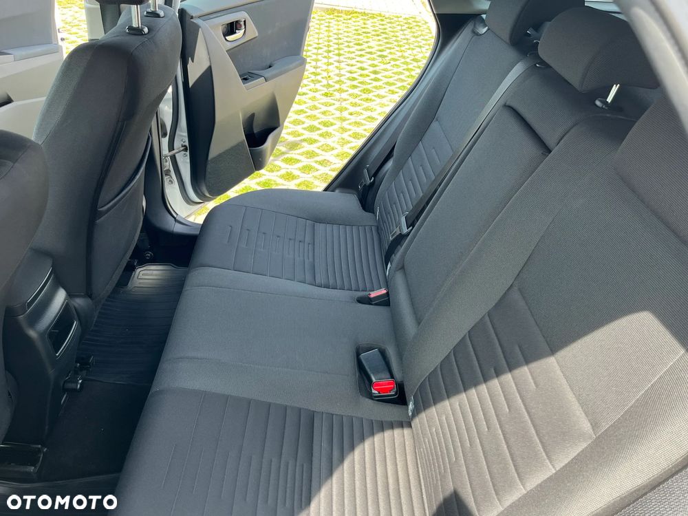 Toyota Auris 1.6 Active - 27