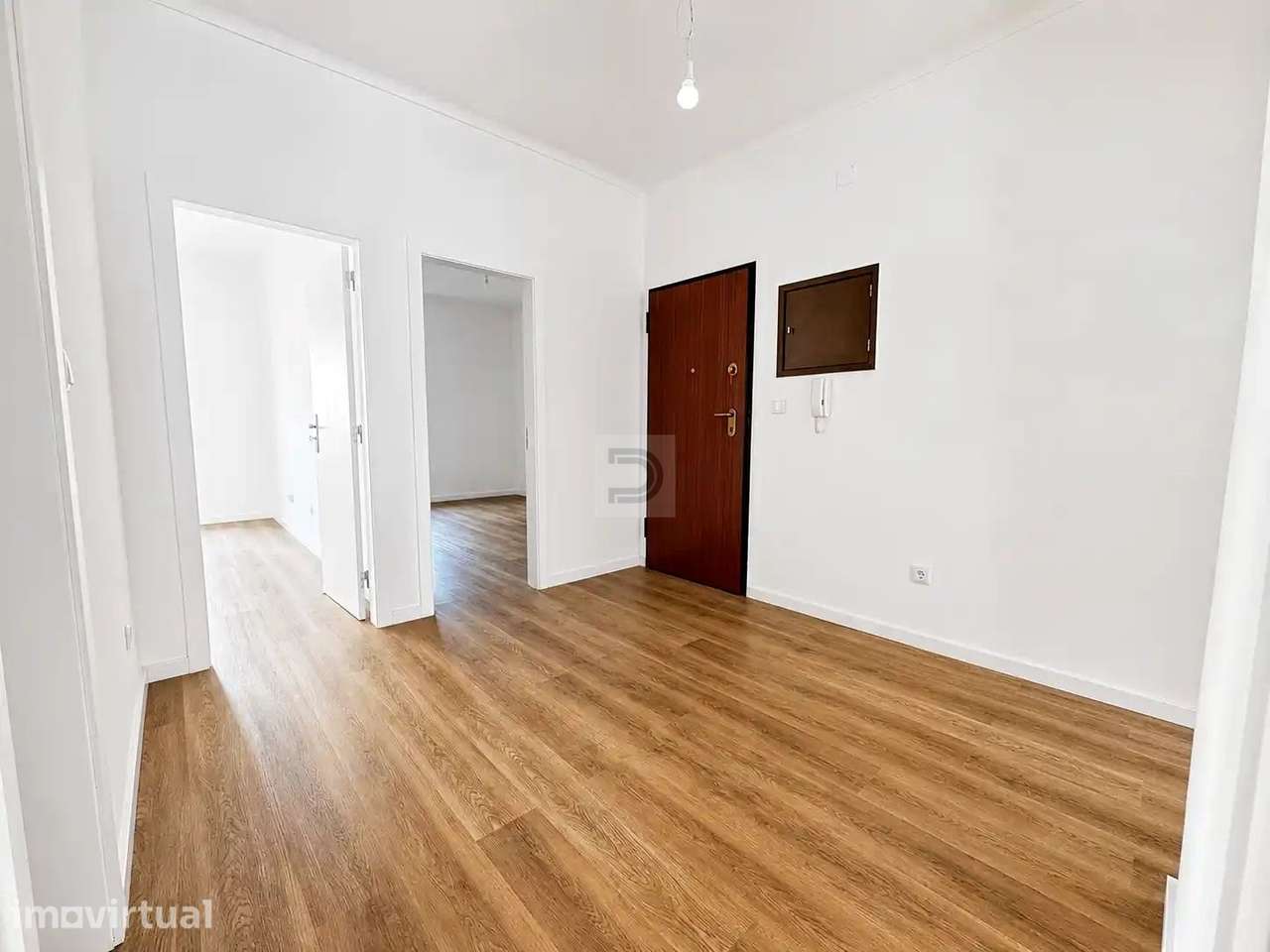 T3 convertido em T2 remodelado no centro do Barreiro - Grande imagem: 4/23