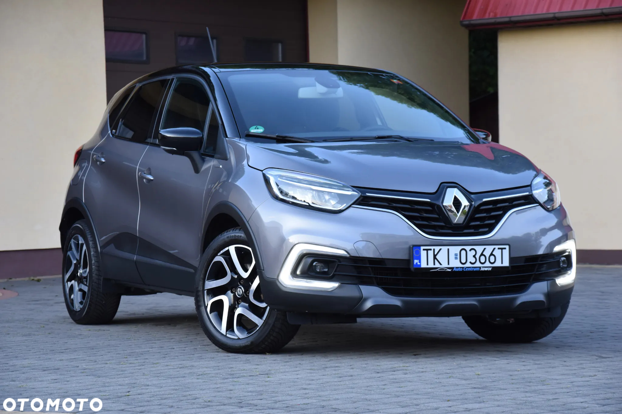 Renault Captur ENERGY TCe 120 EDC Bose Edition - 3