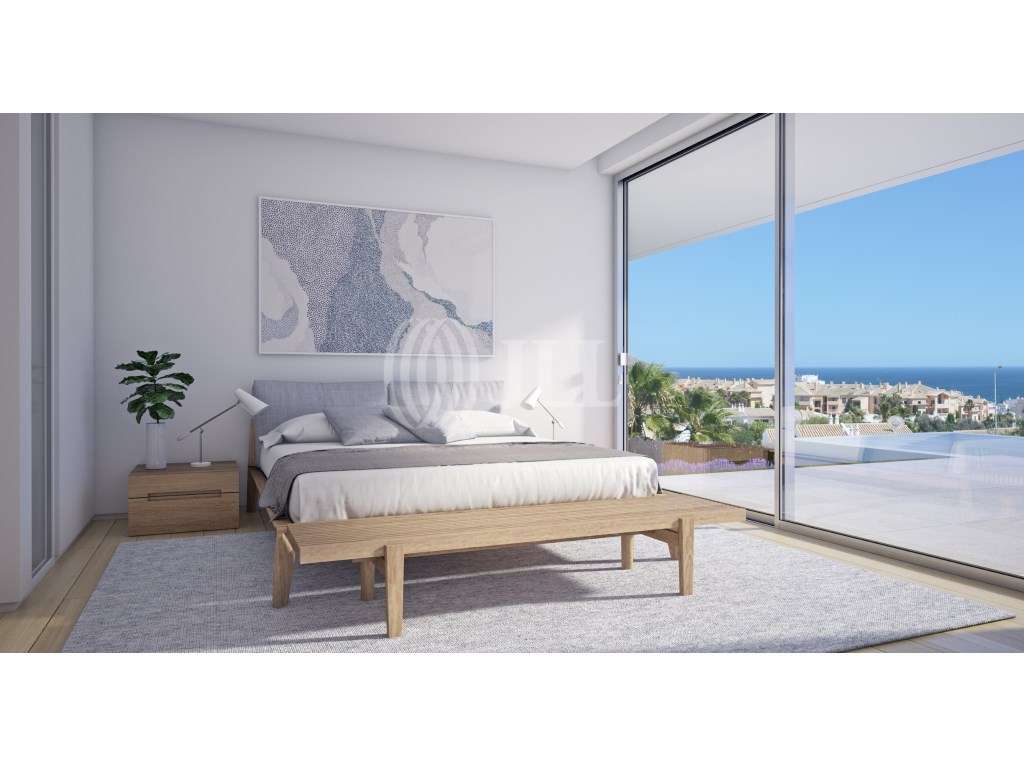 Moradia T3, com piscina e vista mar, em Luz, Algarve - Grande imagem: 2/17