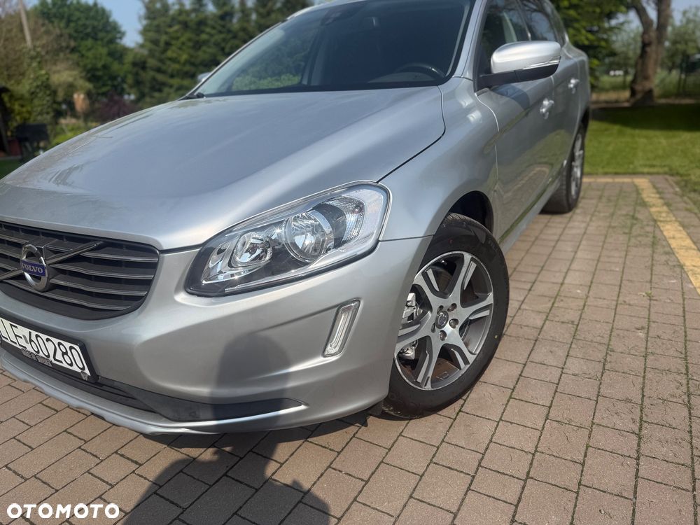 Volvo XC 60 T6 AWD Momentum - 11