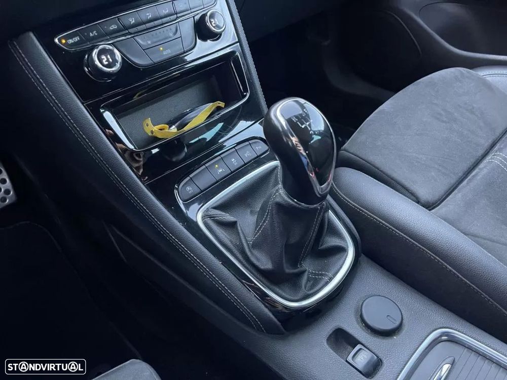Opel Astra Sports Tourer 1.5 D Ultimate S/S - 21