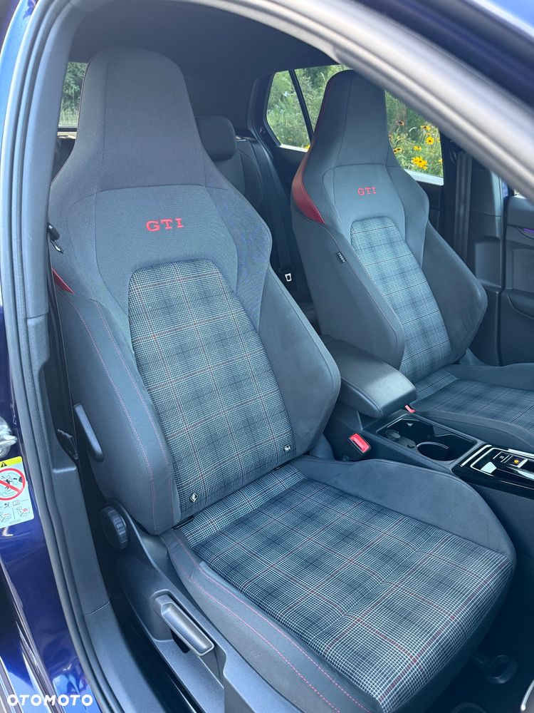 Volkswagen Golf 2.0 TSI OPF DSG GTI - 22