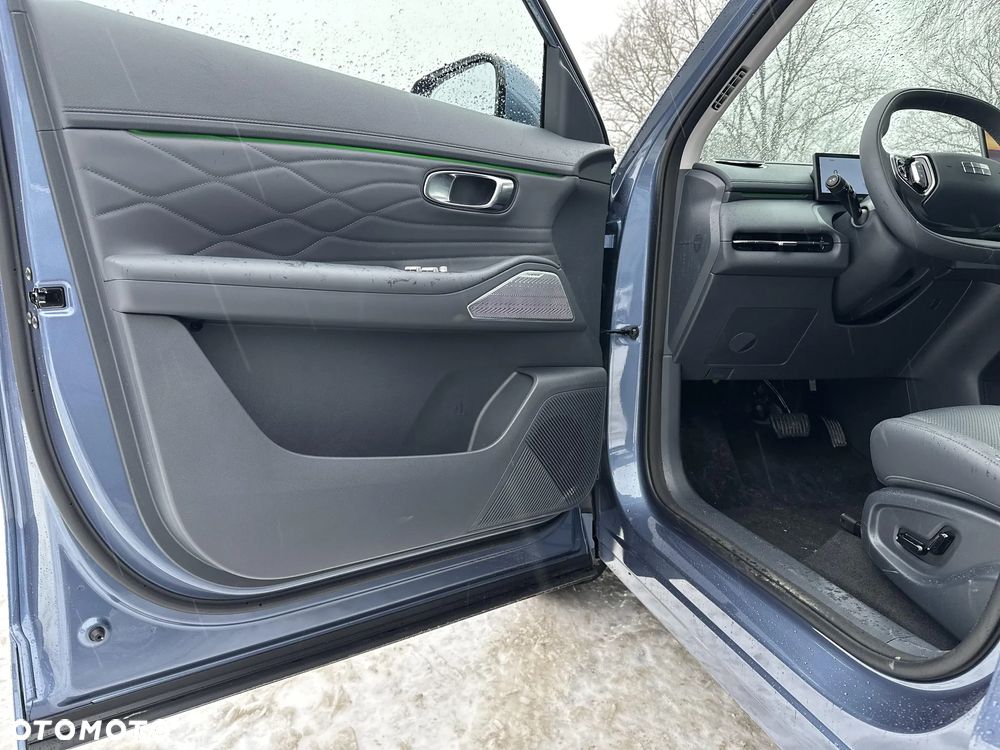 Geely Starray EM-i 1.5 PHEV Max - 10