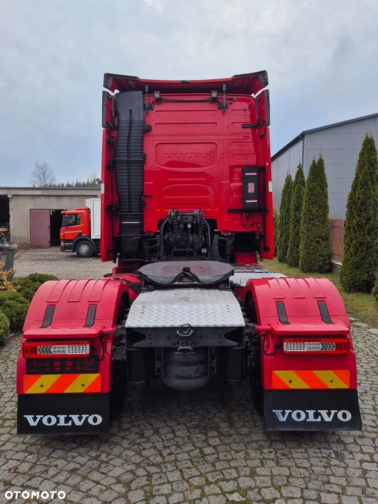 Volvo FH GLOBETROTTER - 5